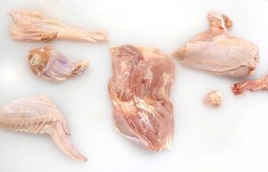 鶏肉は解体してから鮮度劣化がより著しくなる